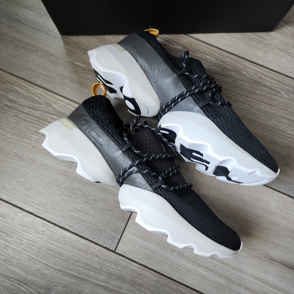 Sorel sneakers - Picture 10 of 13